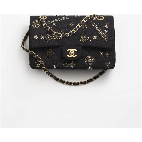 small chanel caviar bag|Small classic handbag, Grained calfskin & gold.